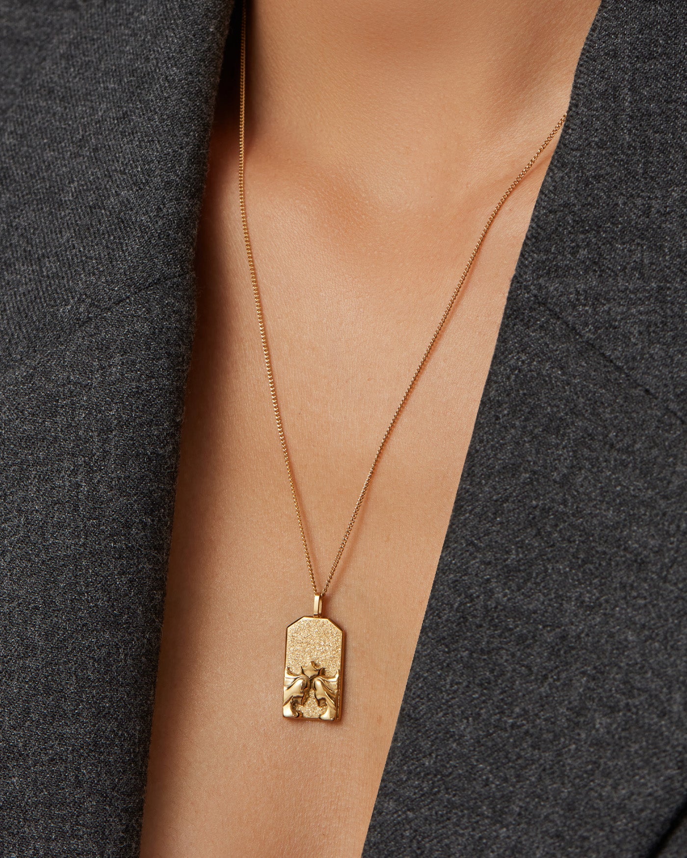 ZodiacPendantNecklace-Gemini-4